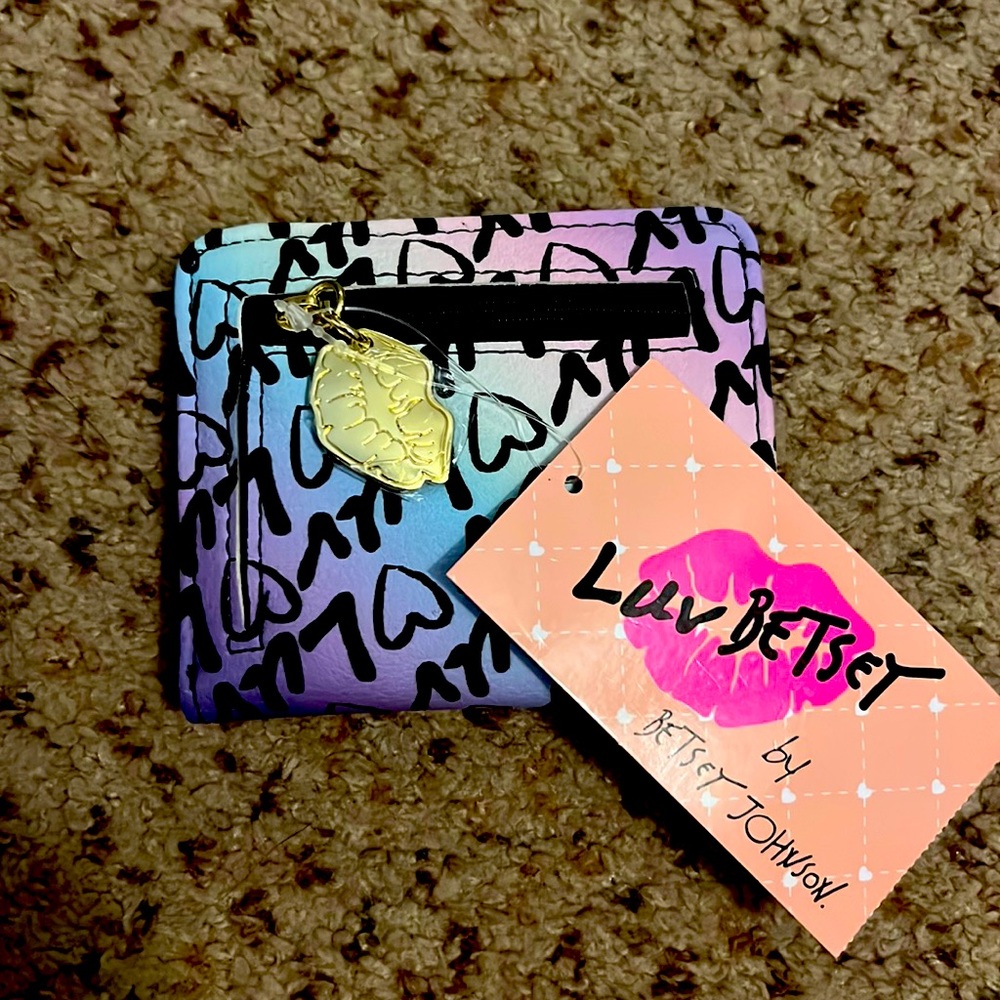Luv By Betsy Wallet